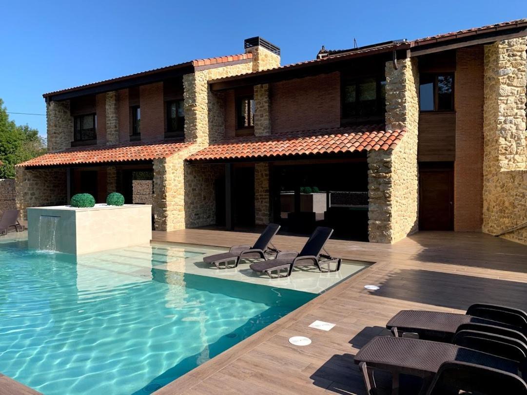 2 Apartamentos en villa con piscina privada en Asturias El Marquesau Noriega Exterior foto