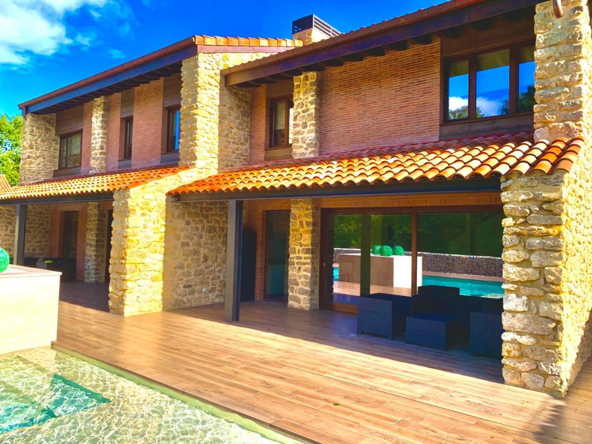 2 Apartamentos en villa con piscina privada en Asturias El Marquesau Noriega Exterior foto